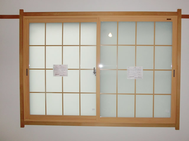ＬＩＸＩＬ内窓インプラス　和紙調格子入り複層ガラス　施工事例　春日井市